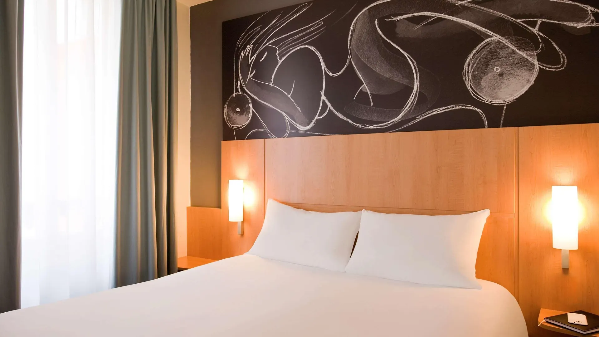 Hotel Ibis Gare De L Est 10eme